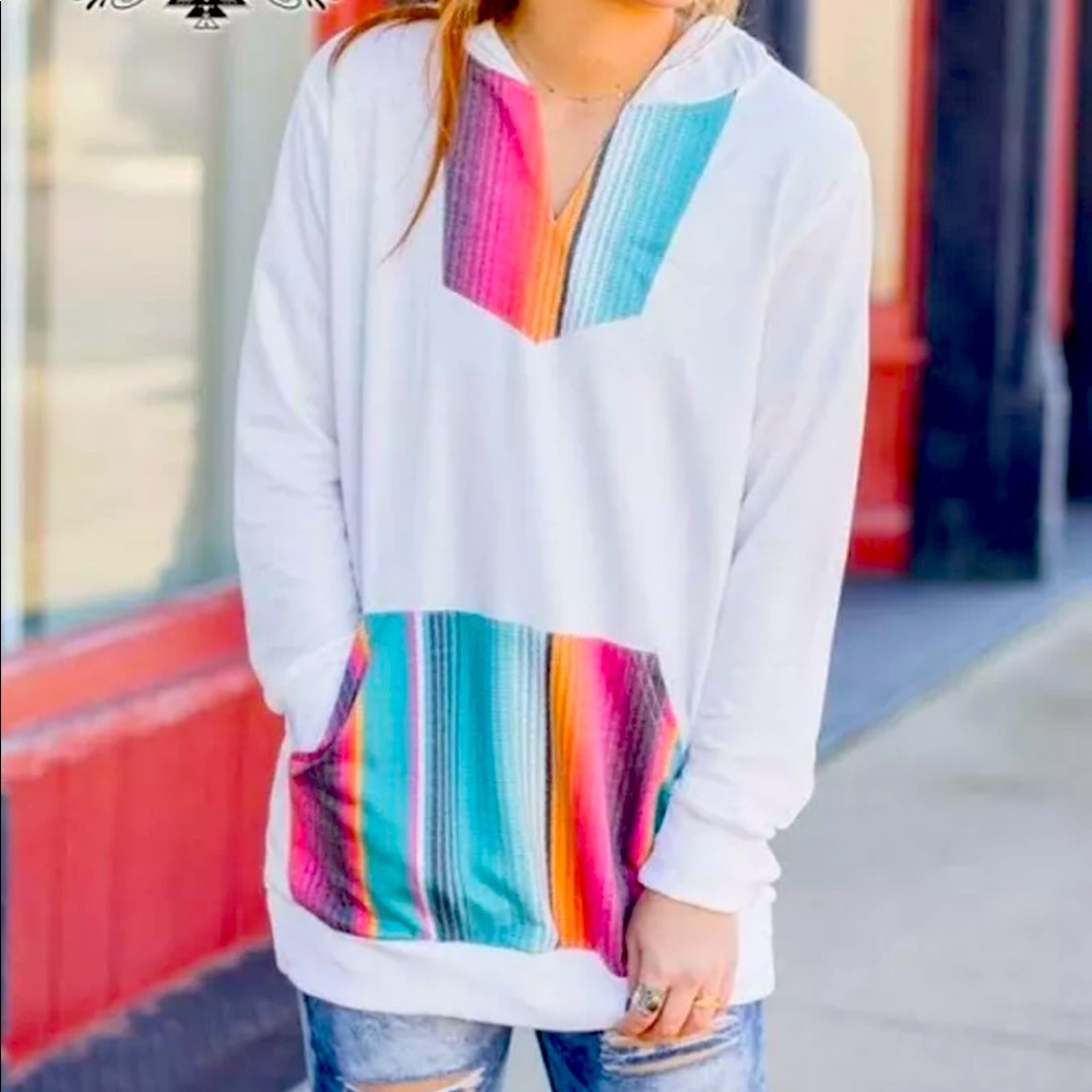 Tampico Hoodie with serape pockets
